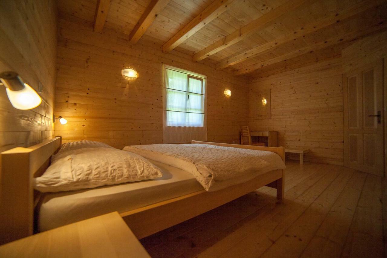 Holiday Homes Eko Klanac Rakovica Kültér fotó