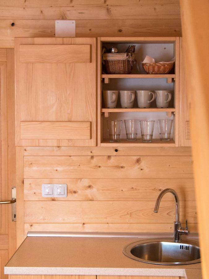 Holiday Homes Eko Klanac Rakovica Kültér fotó